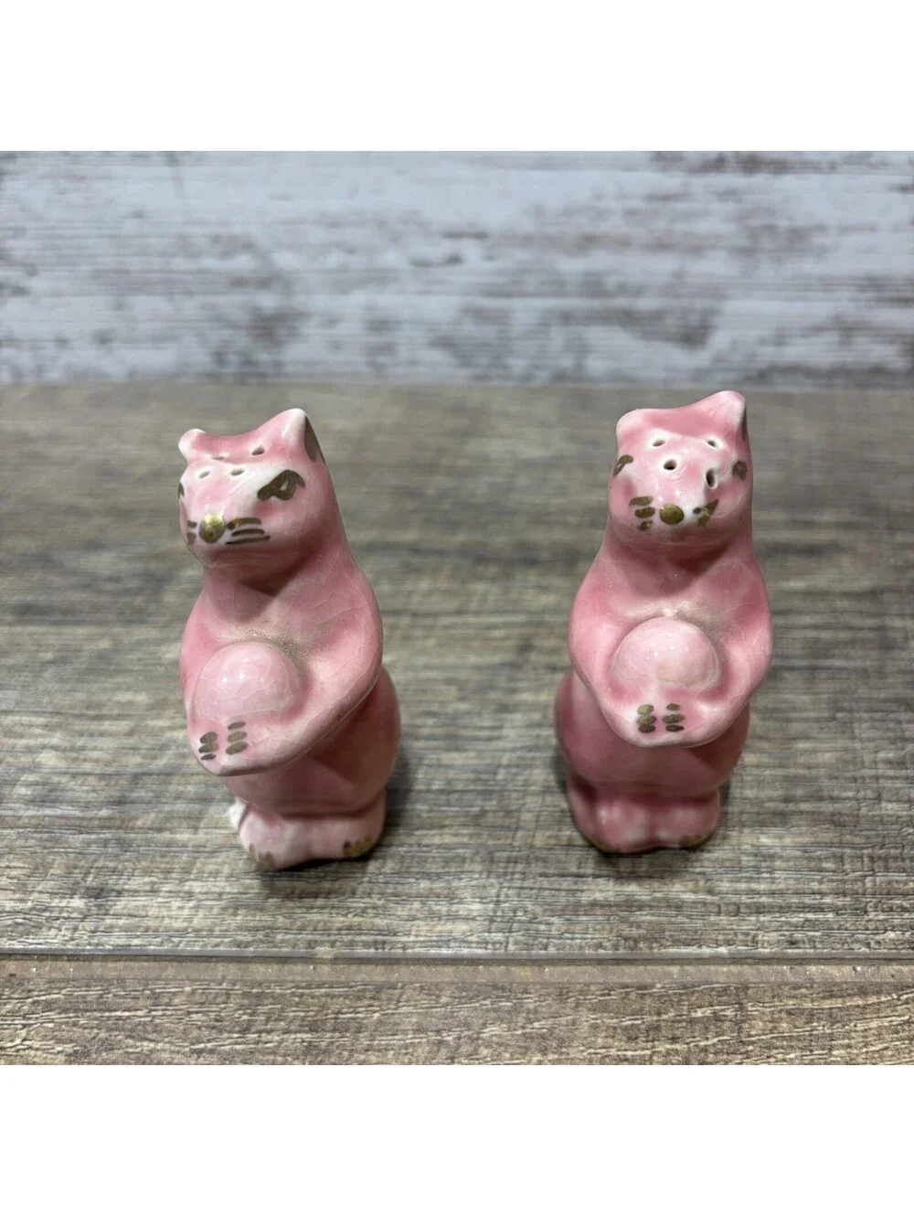 Vintage Pink & Gold Squirrels With Nut Salt And Pepper Shakers